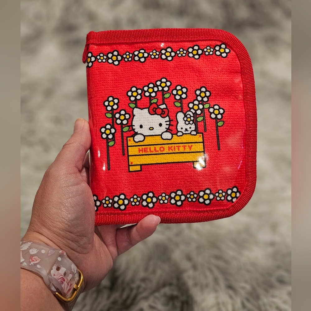 Hello Kitty Flowers wallet